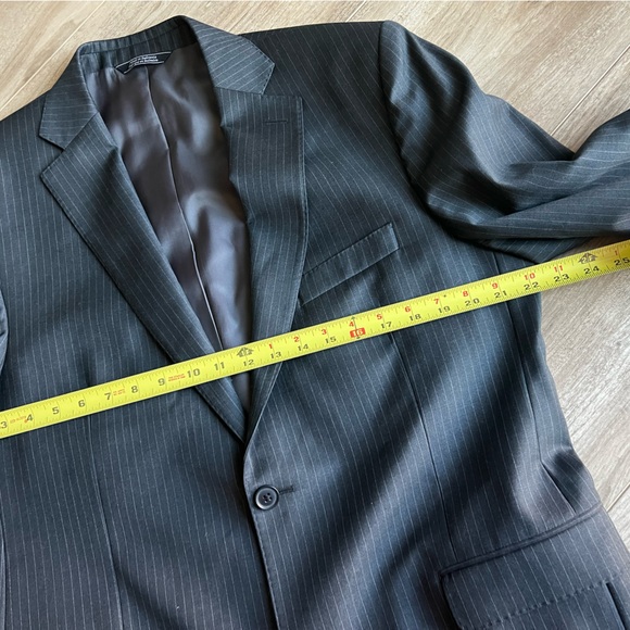 Black Saks Fifth Avenue charcoal gray wool pin strip 2 piece suit 44 R - Picture 15 of 16